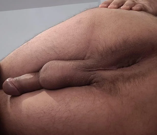 Fat loser with small dick and loose ass